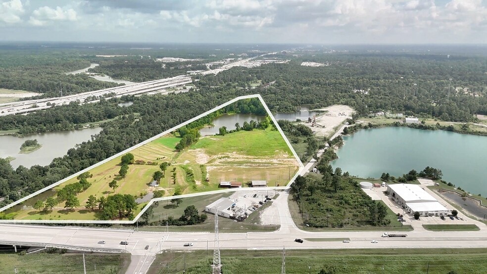 2107 N Houston Ave, Humble, TX for sale - Commercial Listing Video - Image 2 of 13