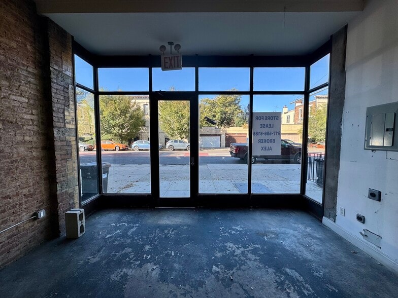 539 Rogers Ave, Brooklyn, NY for lease - Building Photo - Image 3 of 9