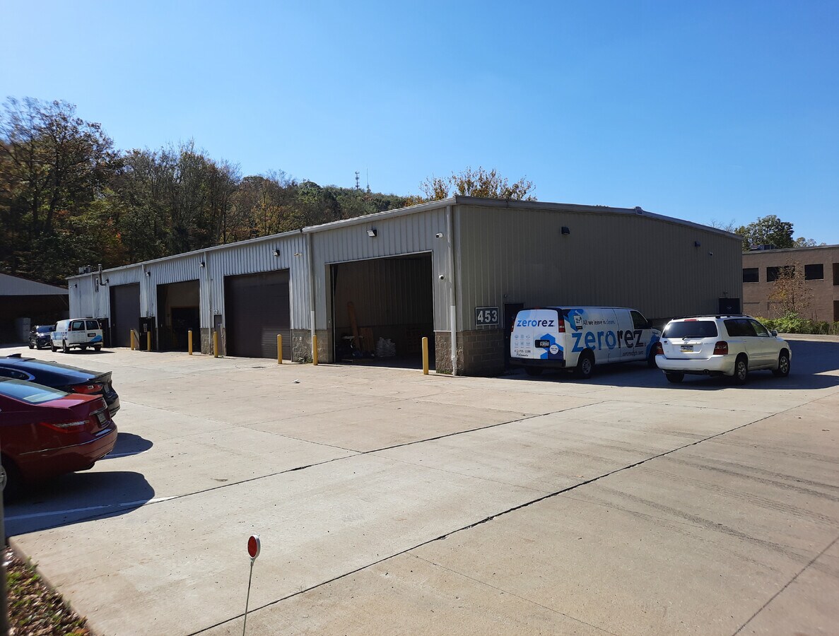 453 Lowries Run Rd, Pittsburgh, PA 15237