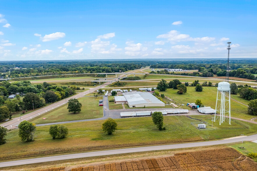 1445 Main St, Martin, TN for sale - Building Photo - Image 3 of 9