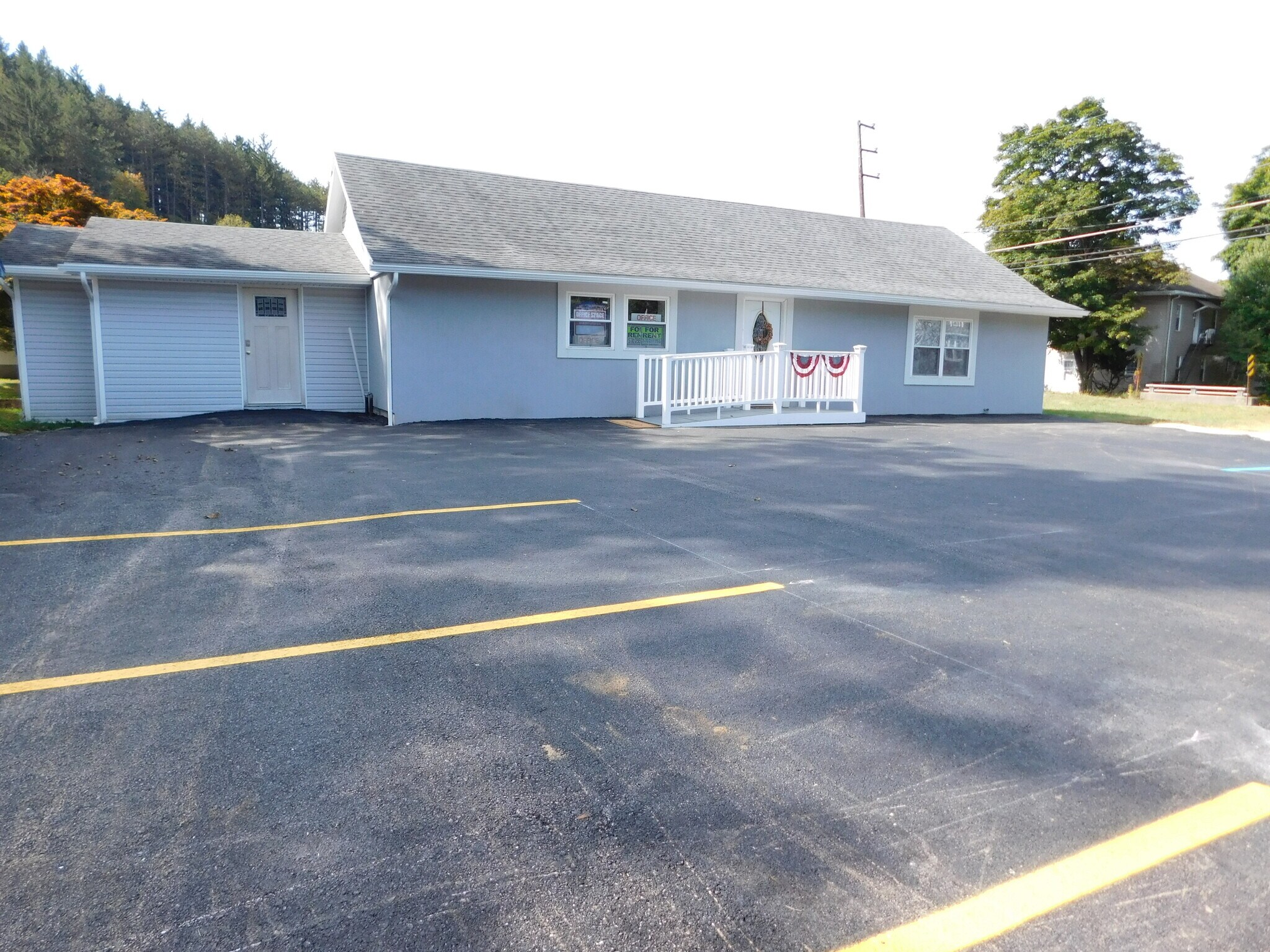 992 Clamtown Rd, Tamaqua, PA for lease Building Photo- Image 1 of 12