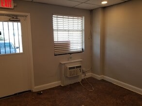 8831-8869 Walker Mill Rd, Capitol Heights, MD for lease Interior Photo- Image 1 of 23