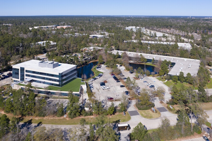 2829 Technology Forest Blvd, The Woodlands, TX for lease - Aerial - Image 2 of 6