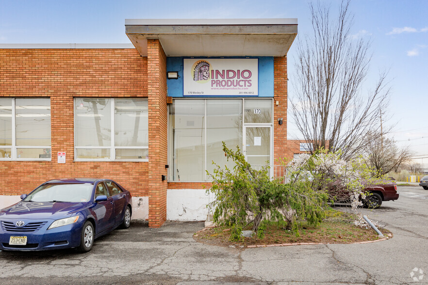 170 Wesley St, South Hackensack, NJ for sale - Building Photo - Image 2 of 6