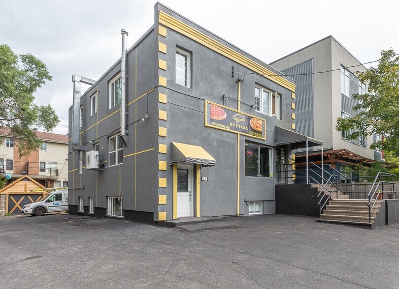 291293 St. Laurent Blvd, Ottawa, ON K1K 2Z3