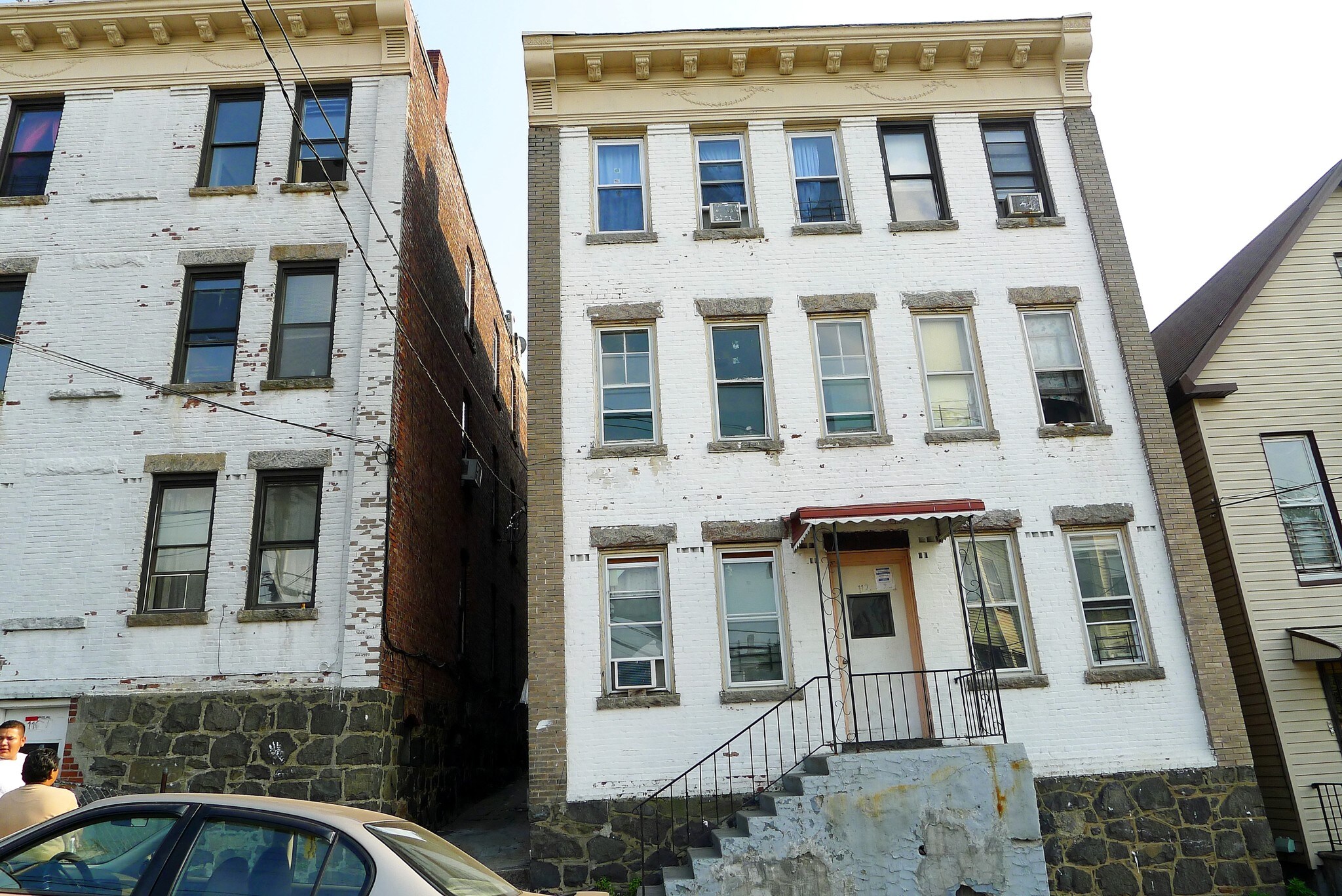 112 Maple St, Yonkers, NY for sale Primary Photo- Image 1 of 1