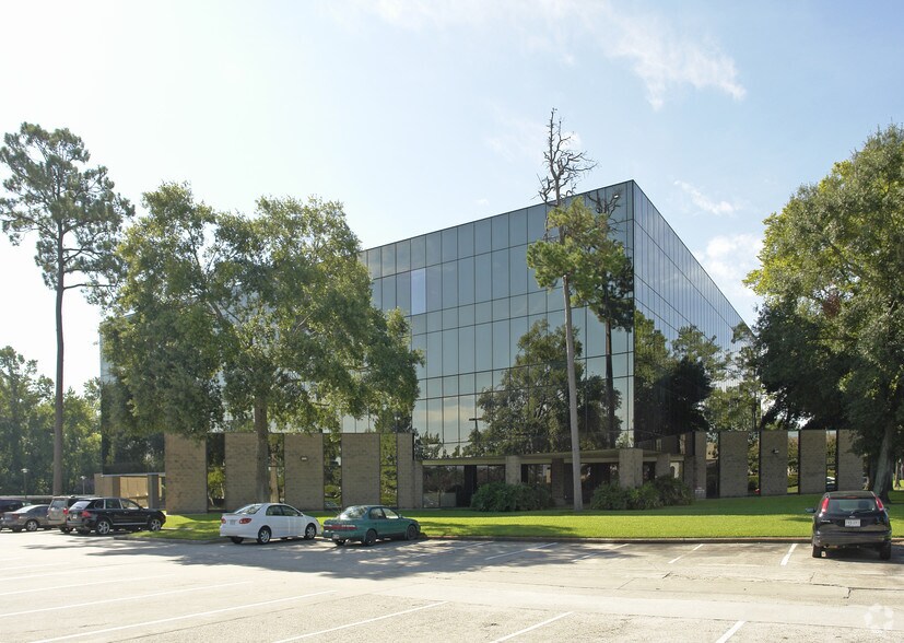 16800 Imperial Valley Dr, Houston, TX 77060 Office for Lease