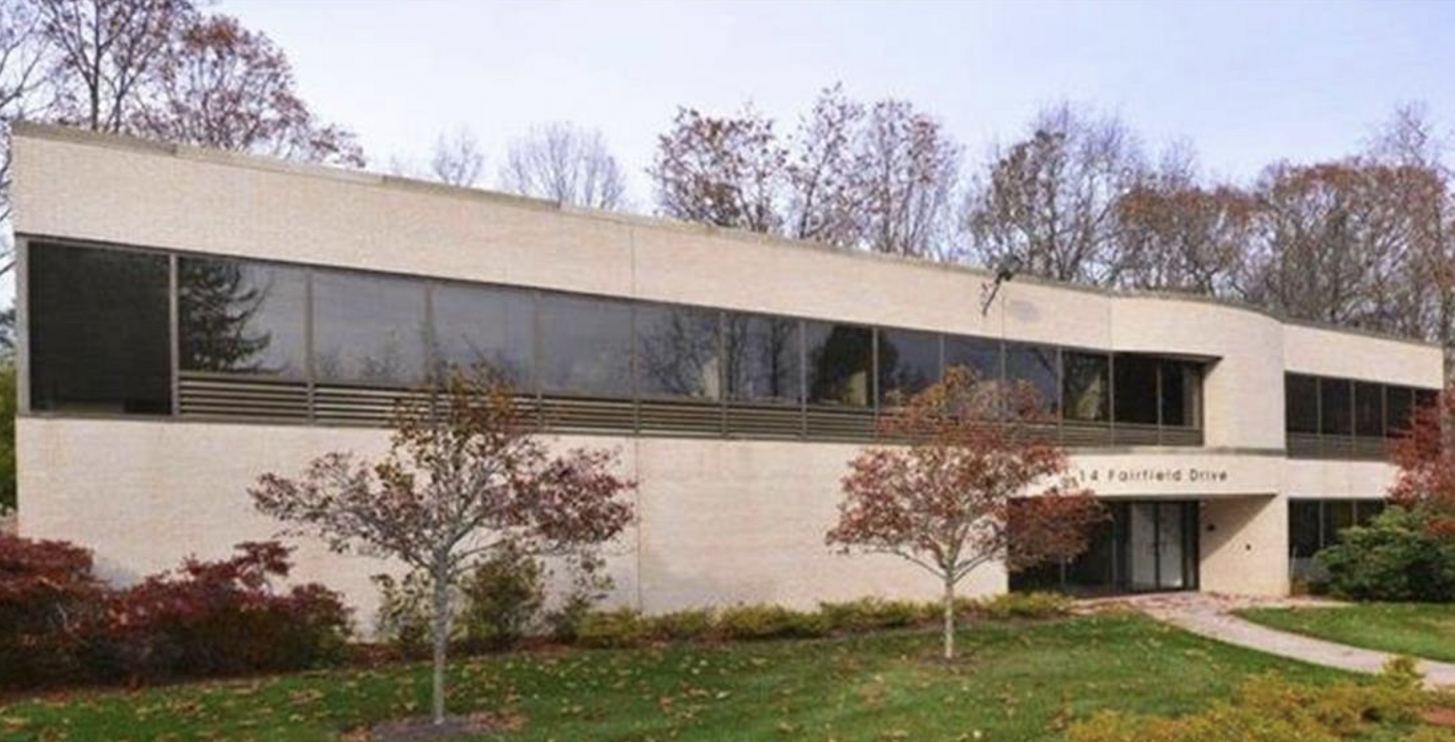 14 Fairfield Dr, Brookfield, CT for lease Building Photo- Image 1 of 2