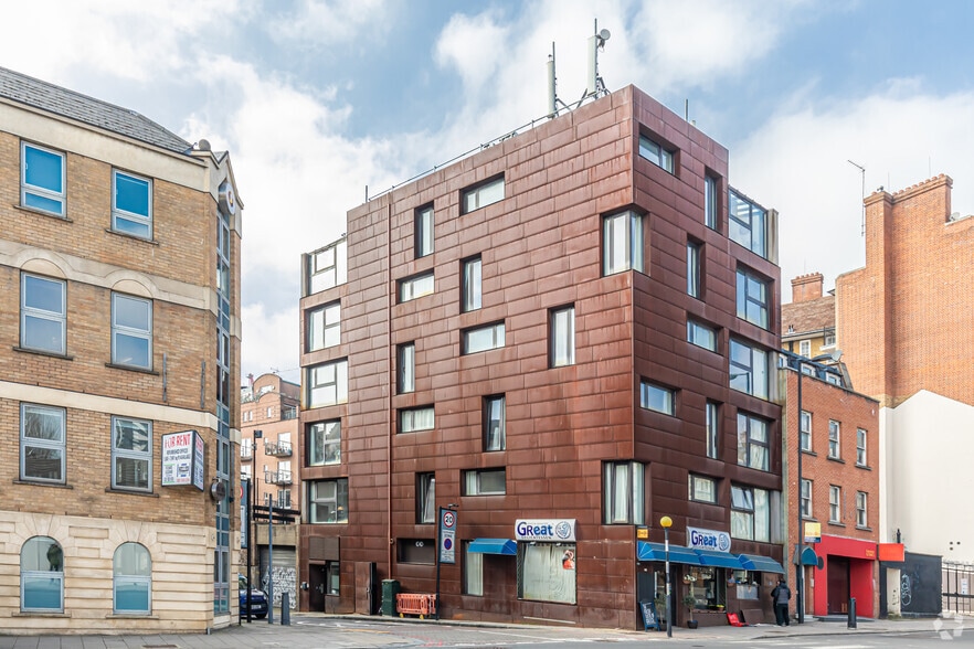 167169 Farringdon Rd, London, EC1R 3AL