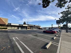 115-119 N Prospect Ave, Tustin, CA for lease Building Photo- Image 1 of 12