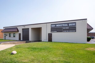 1084 Industrial Dr, Bensenville IL - Warehouse