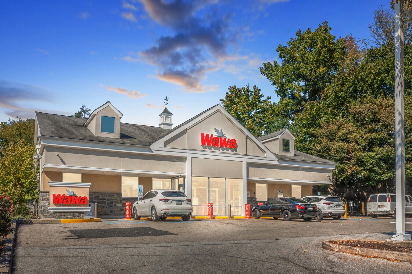 949 Montgomery Ave, Narberth, PA 19072