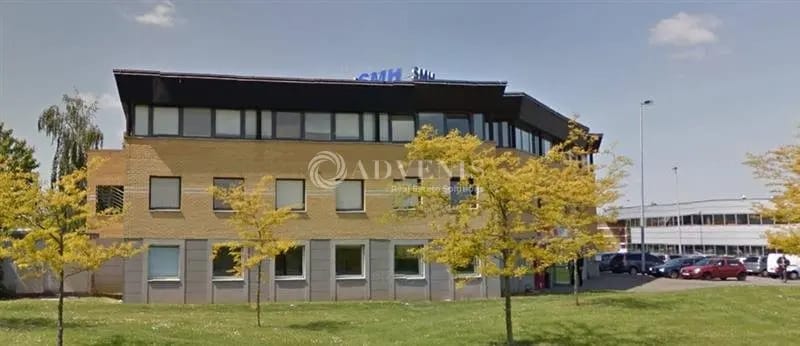 Office in Loos for lease - Building Photo - Image 2 of 6