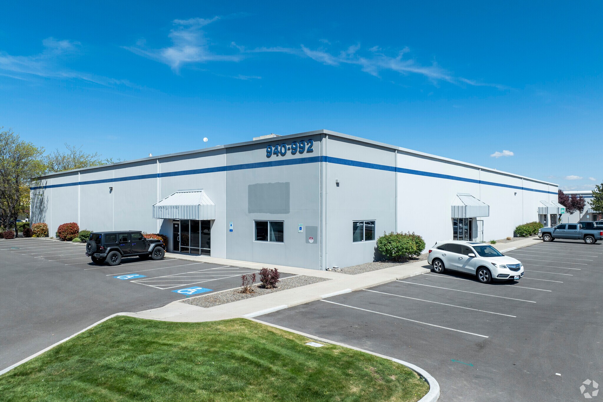 940-992 Spice Island Dr, Sparks, NV for lease Primary Photo- Image 1 of 6