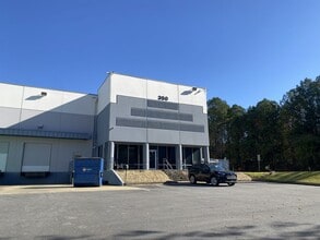 3655 Atlanta Industrial Dr NW, Atlanta, GA for lease Interior Photo- Image 2 of 8