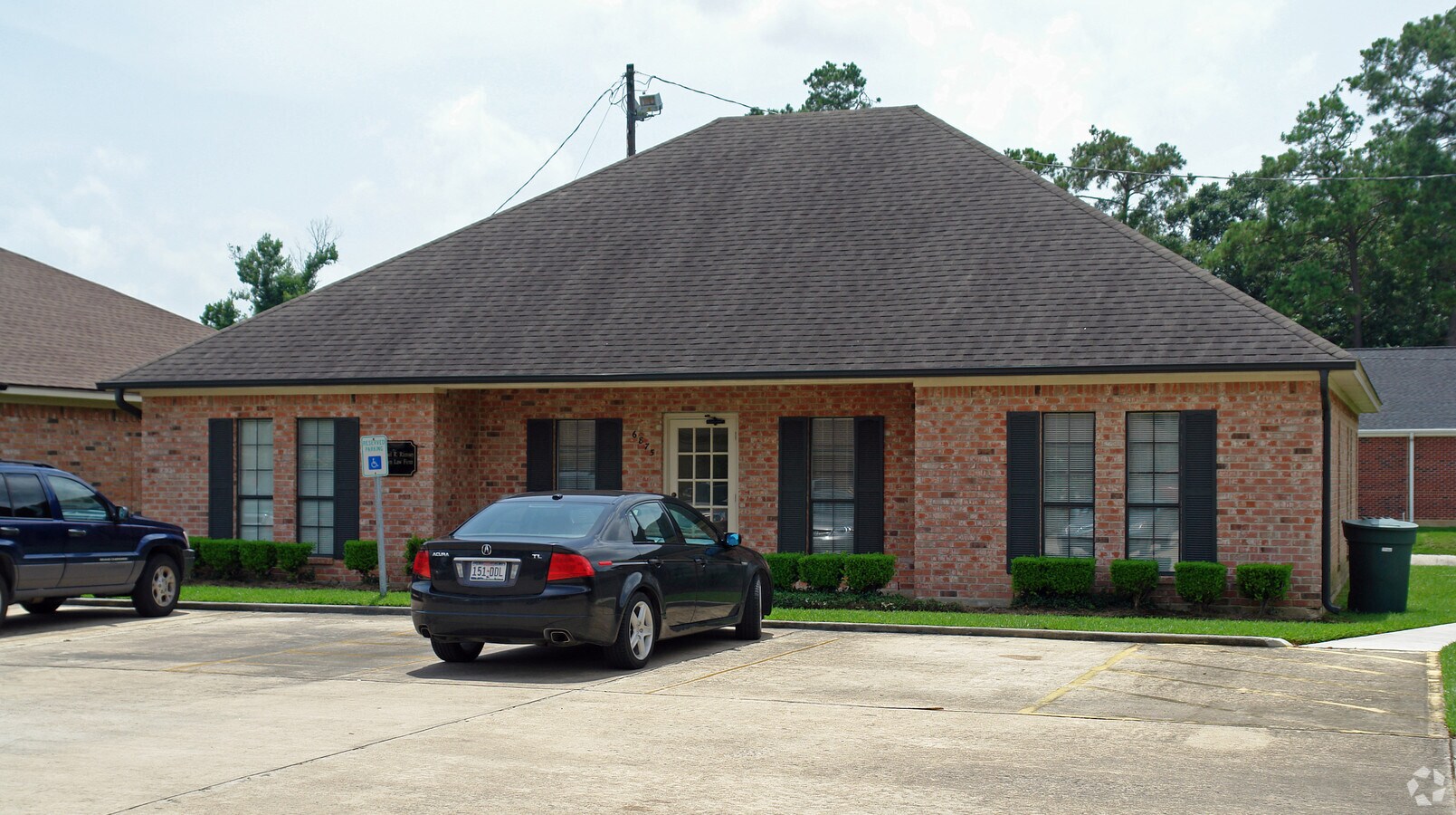 6875 Phelan Blvd, Beaumont, TX 77706