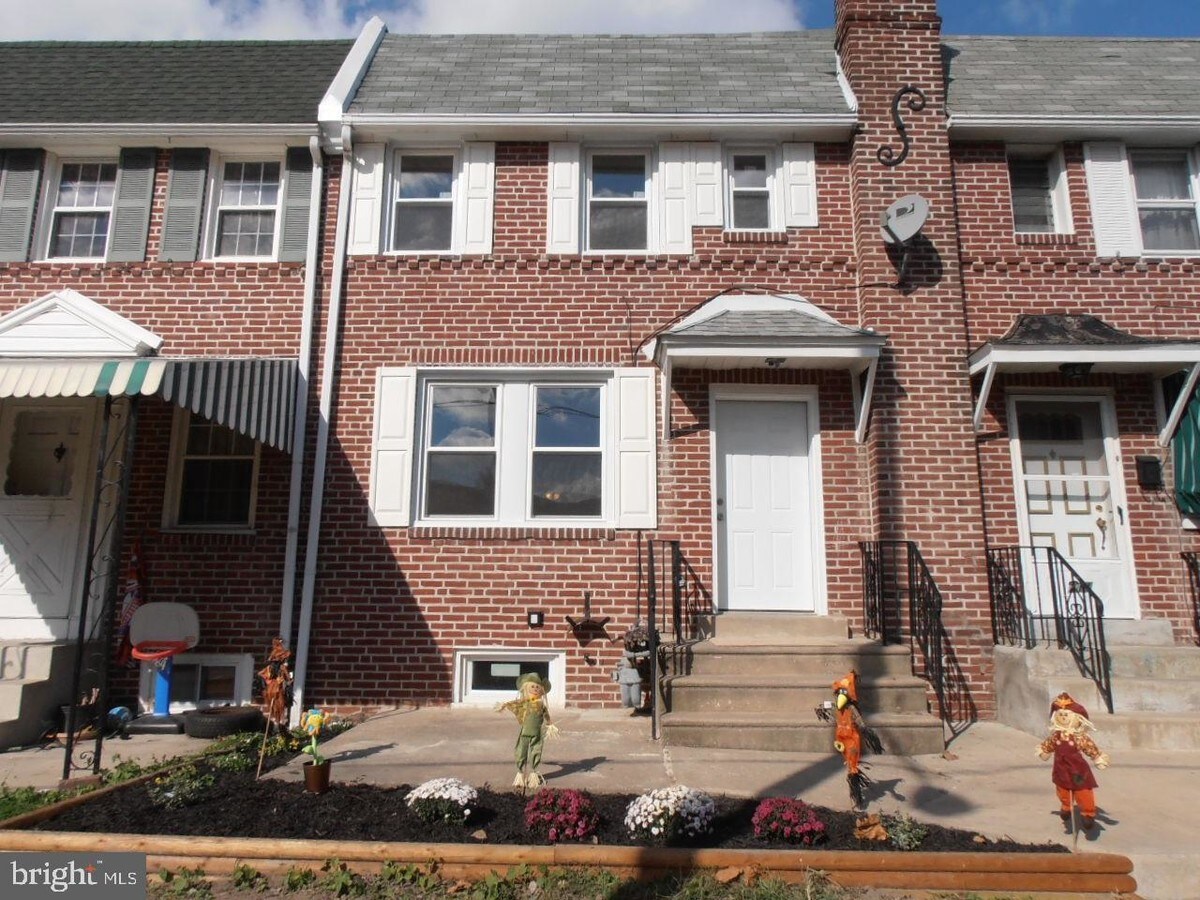 266 Bayard Rd, Upper Darby, PA 19082