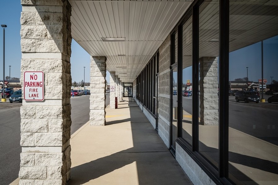 1102 Elida Ave, Delphos, OH for sale - Building Photo - Image 1 of 1