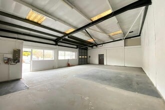 Woolmer Way, Bordon for lease Interior Photo- Image 2 of 4