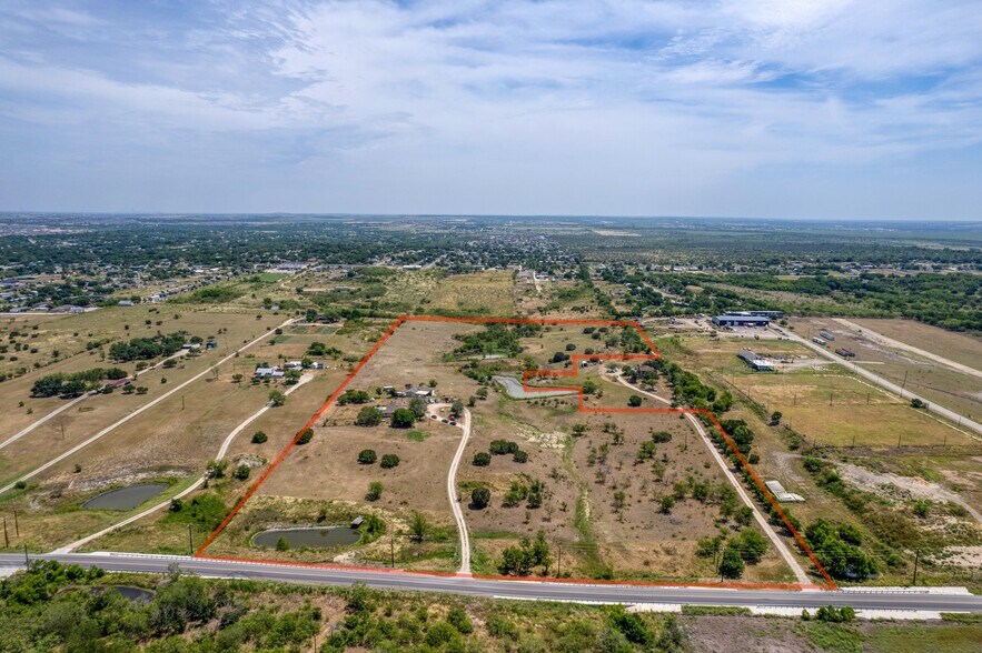 1501 Cotton Gin Rd, Kyle, TX 78640