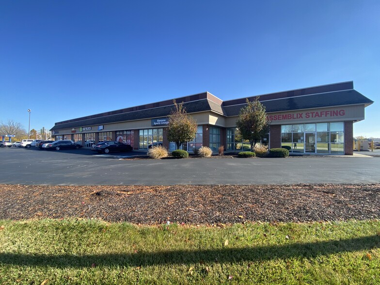 855 N High School Rd, Indianapolis, IN for lease - Building Photo - Image 1 of 5