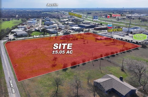 1718 Rowe Ln, Pflugerville, TX for sale - Primary Photo - Image 1 of 11