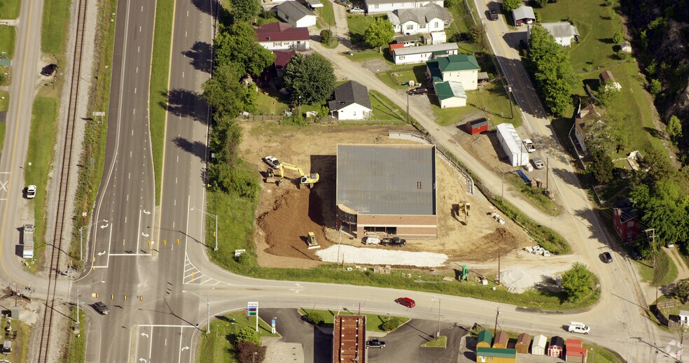 2100 E Dupont Ave, Belle, WV 25015 Former Walgreens Belle