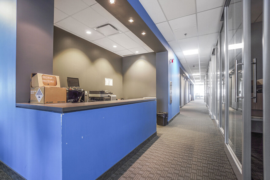 7150 Rue Albert-Einstein, Montréal, QC for lease - Building Photo - Image 3 of 17