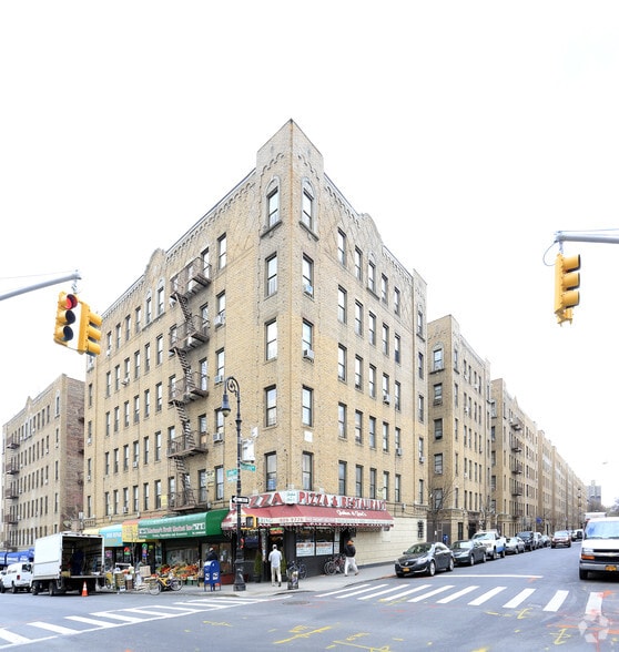 2141 Holland Ave, Bronx, NY for lease - Building Photo - Image 1 of 13