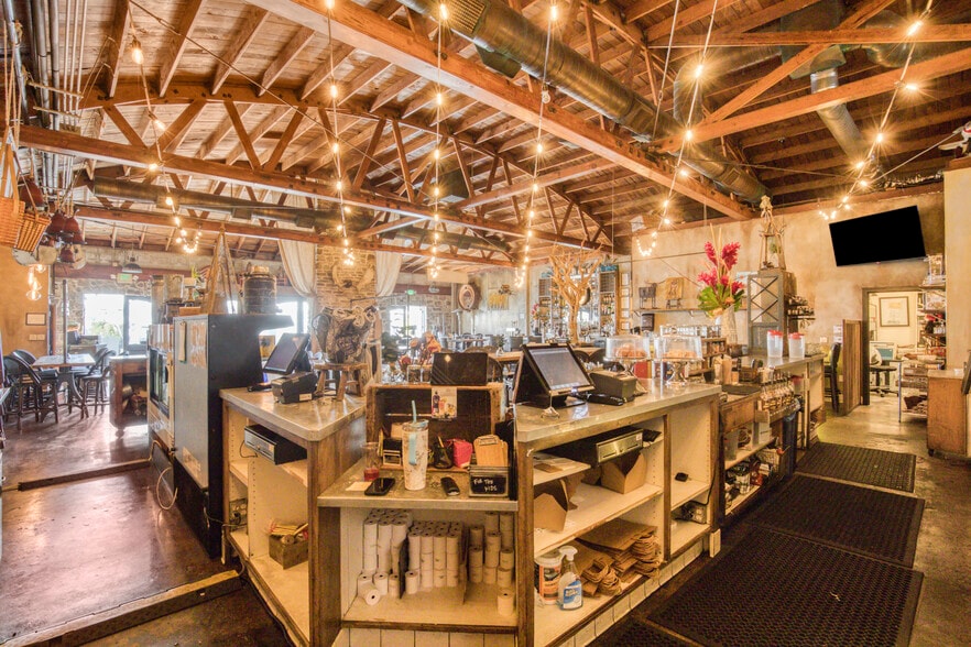 3155-3157 Glendale Blvd, Los Angeles, CA for sale - Interior Photo - Image 1 of 30