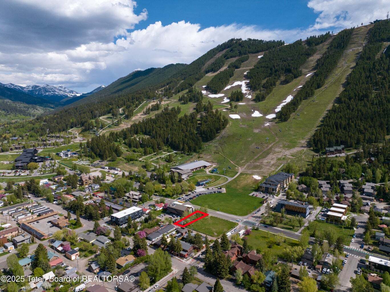 35 E Snow King Ave, Jackson, WY for sale Building Photo- Image 1 of 11