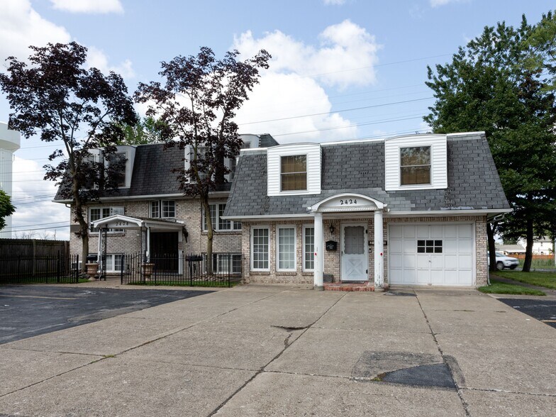 2424 Colvin Boulevard Ext EXT, Tonawanda, NY for sale - Primary Photo - Image 1 of 1