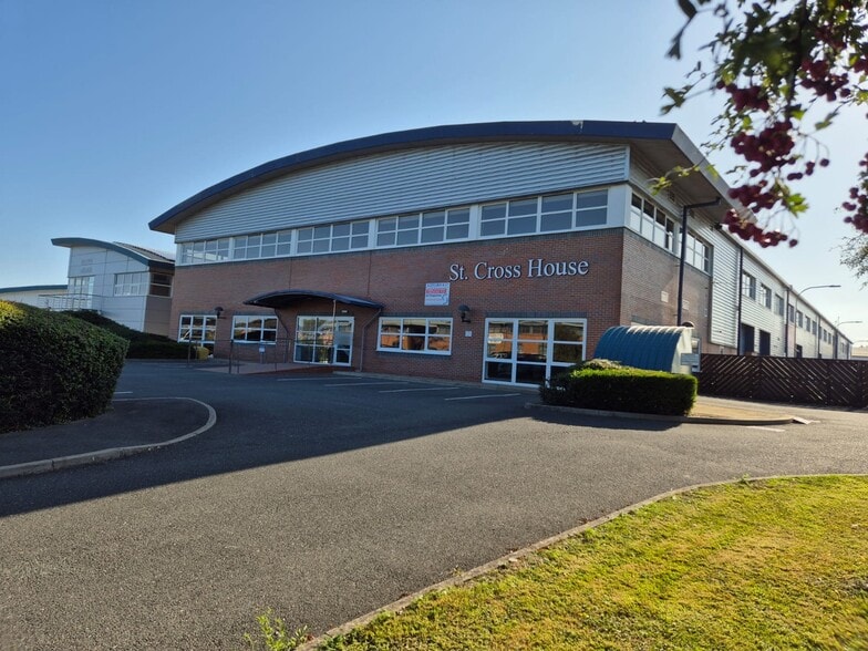 Monks Brk, Newport for sale - Primary Photo - Image 1 of 1