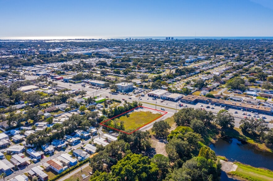 8071 Seminole blvd, Seminole, FL for sale - Building Photo - Image 3 of 19