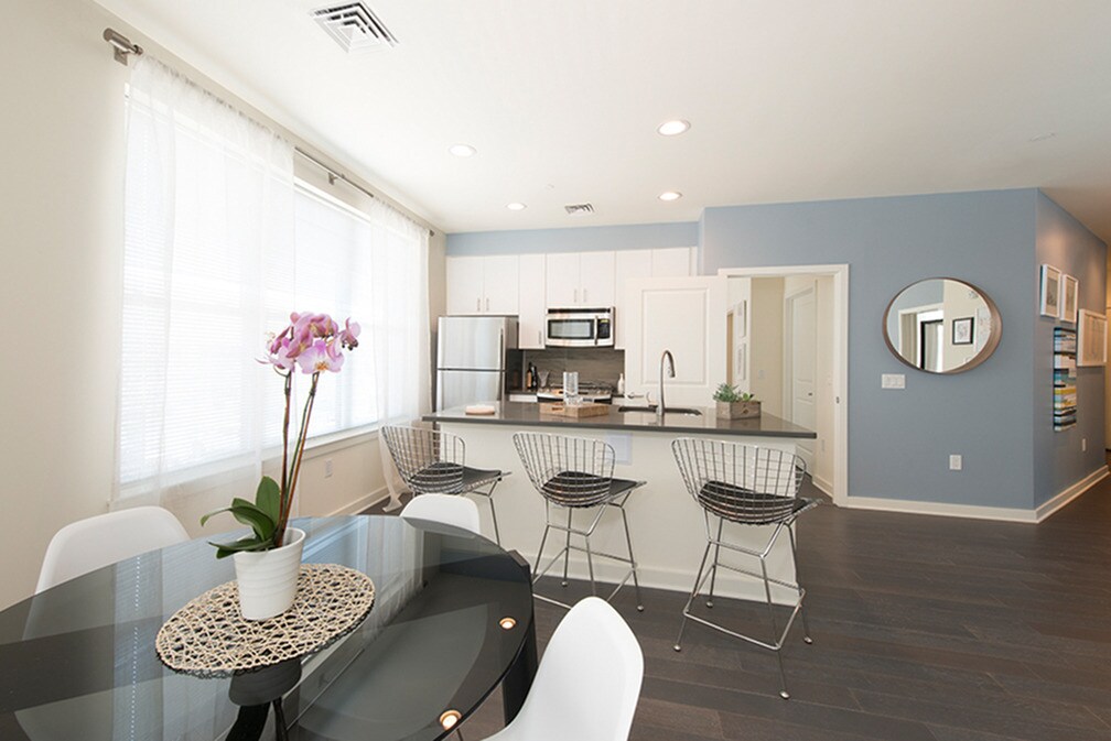 34 Valley Rd, Montclair, NJ 07042 Montclair Center Valley & Bloom