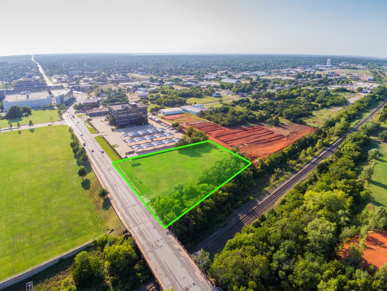 709 NW 63rd St, Oklahoma City, OK for sale - Aerial - Image 2 of 5