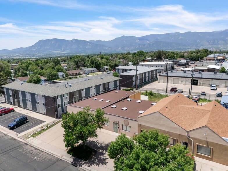 302 Tia Juana St, Colorado Springs, CO for lease - Building Photo - Image 3 of 29