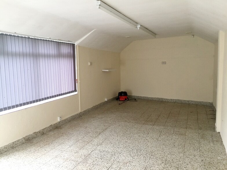 36A High St, Criccieth for sale - Interior Photo - Image 1 of 1