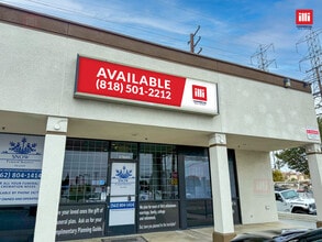 17601-17615 Lakewood Blvd, Bellflower, CA for lease Building Photo- Image 1 of 5
