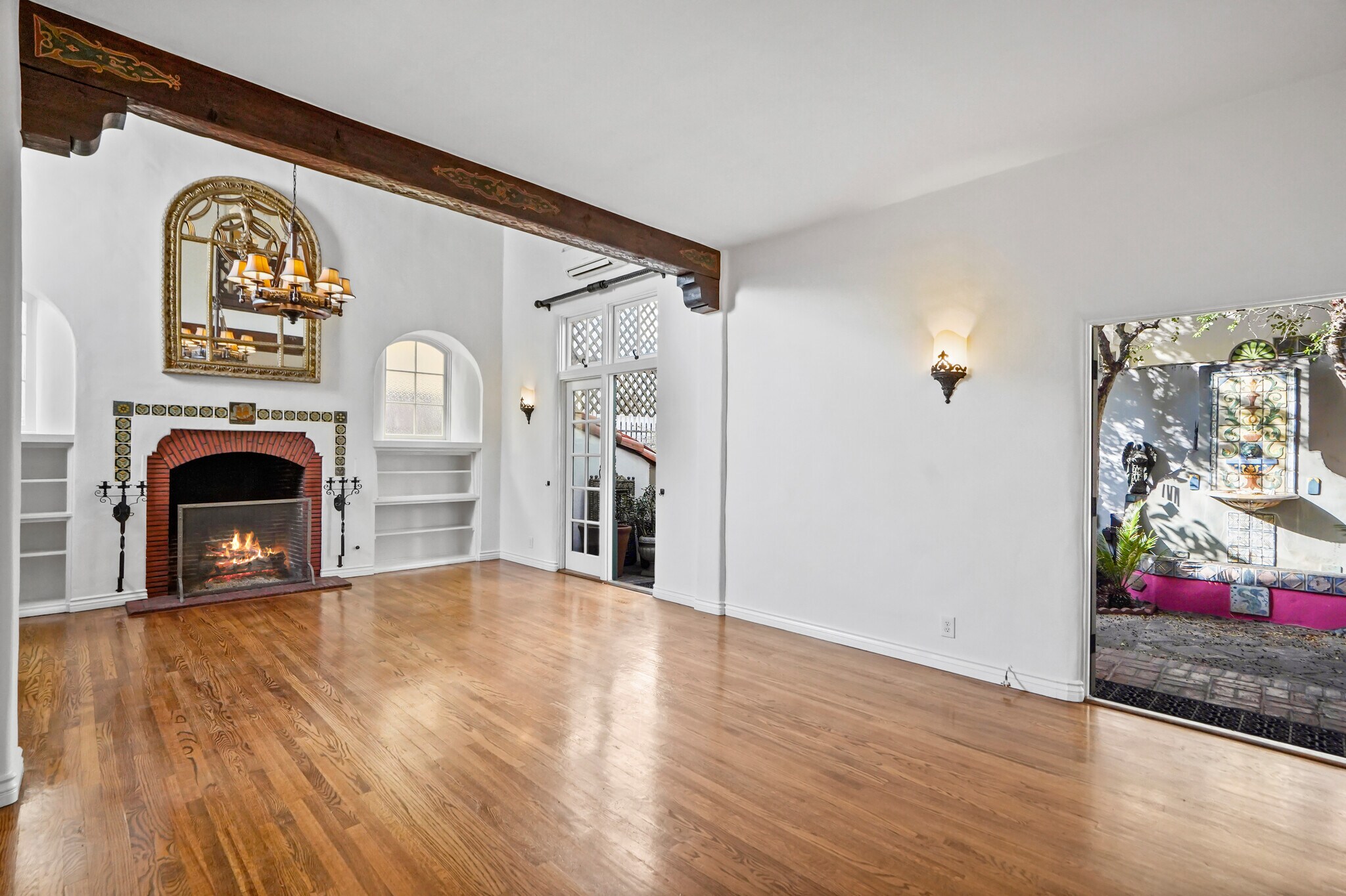 8225 Fountain Ave, West Hollywood, CA 90046 7 Unit Historic w/ Mills