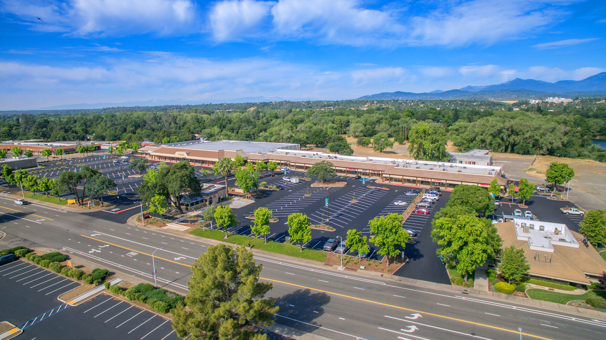 110-192 Hartnell Ave, Redding, CA 96002 - Cobblestone Shopping Center ...