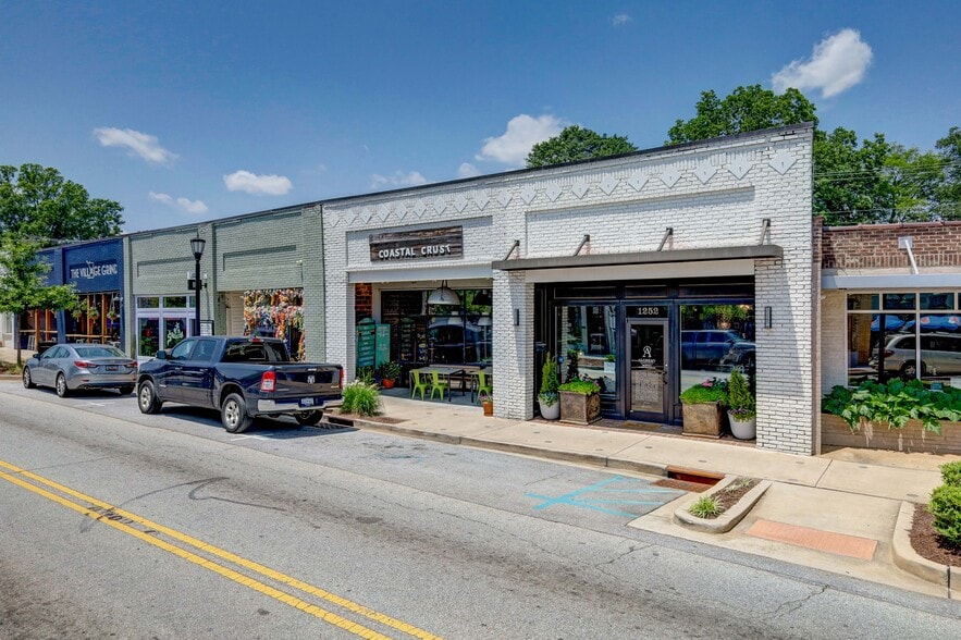 1252 Pendleton St, Greenville, SC 29611 Retail for Lease