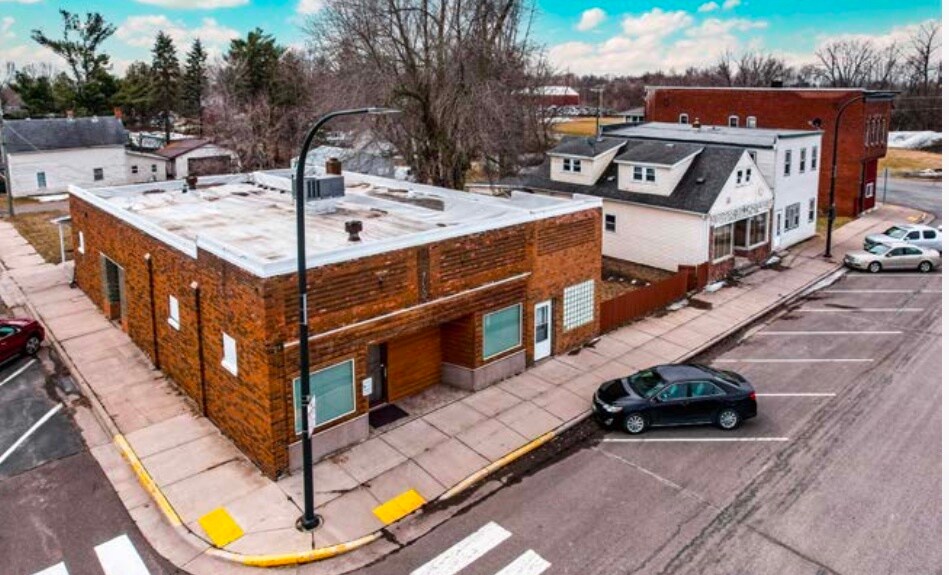 515 4th St, Centuria, WI 54824 Multifamily For Sale