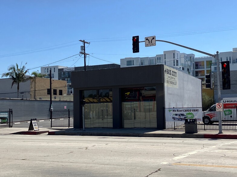 13452 Washington Blvd, Marina Del Rey, CA for lease - Building Photo - Image 1 of 8