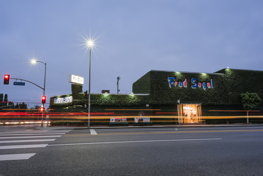 8100 Melrose Ave, Los Angeles, CA for sale - Building Photo - Image 1 of 1