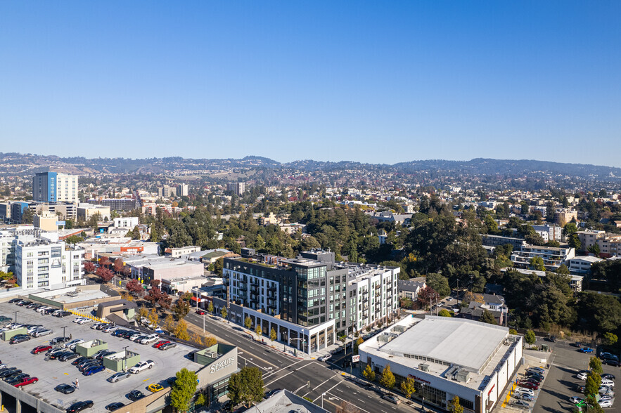 260 30th St, Oakland, CA for lease - Aerial - Image 3 of 4