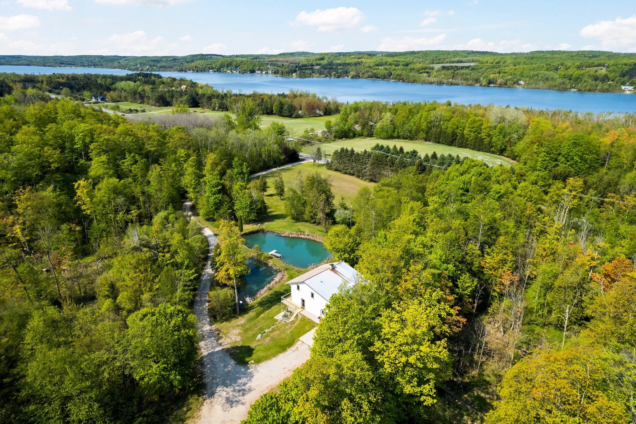 1399 S Lake Leelanau Dr, Lake Leelanau, MI for sale Primary Photo- Image 1 of 1