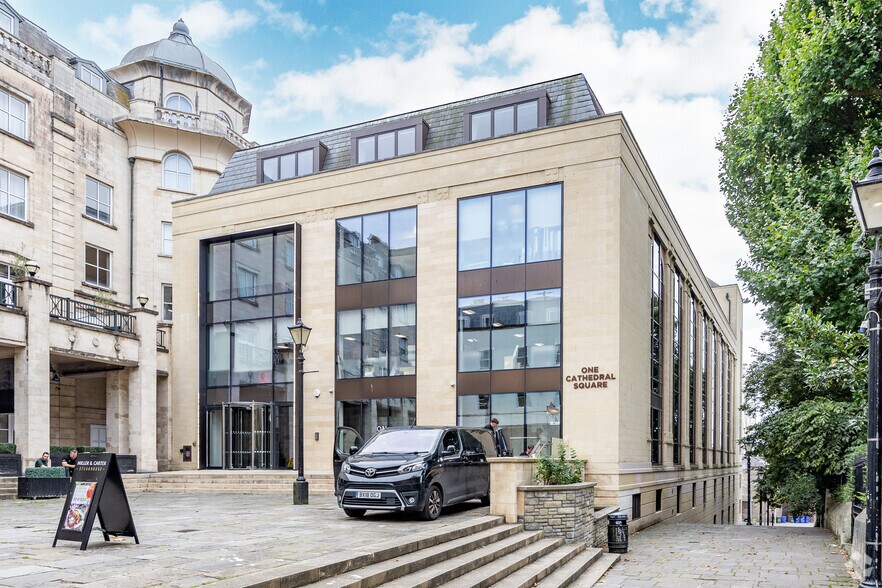Cathedral Sq, Bristol for lease - Primary Photo - Image 1 of 18