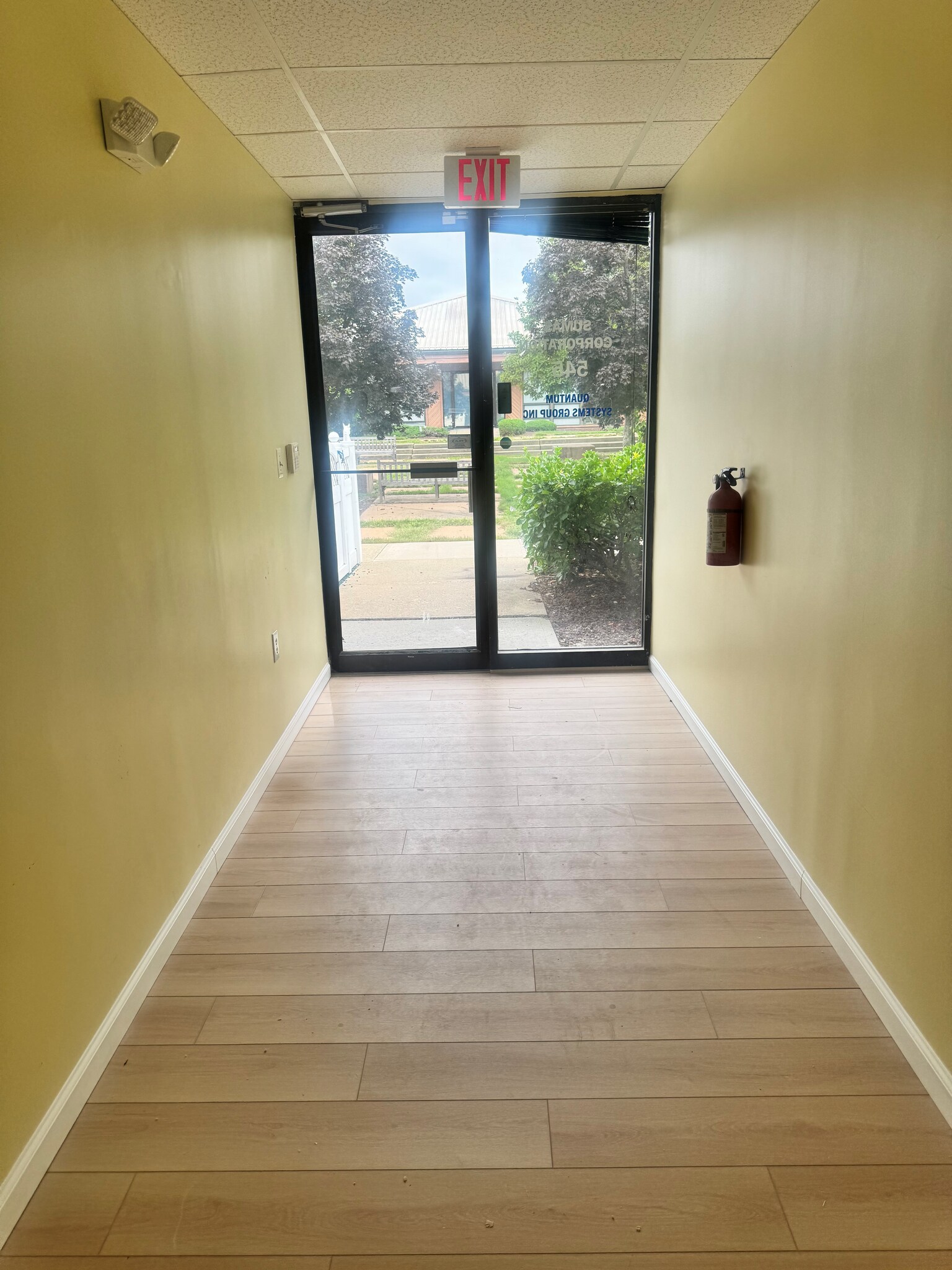 666 Plainsboro Rd, Plainsboro, NJ for lease Interior Photo- Image 1 of 13