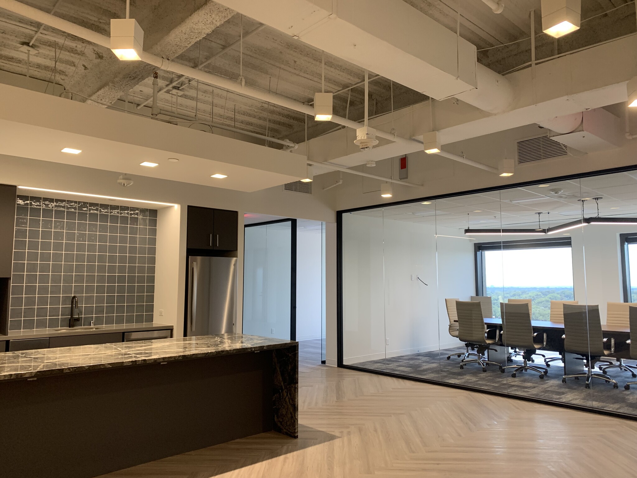 8080 N Central Expy, Dallas, TX for lease Interior Photo- Image 1 of 4